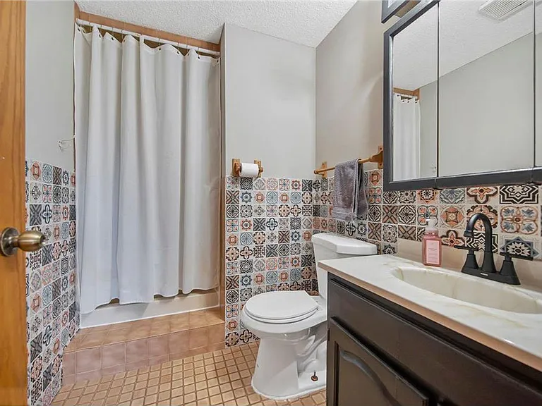 300 96th Ln NE — Photo 11