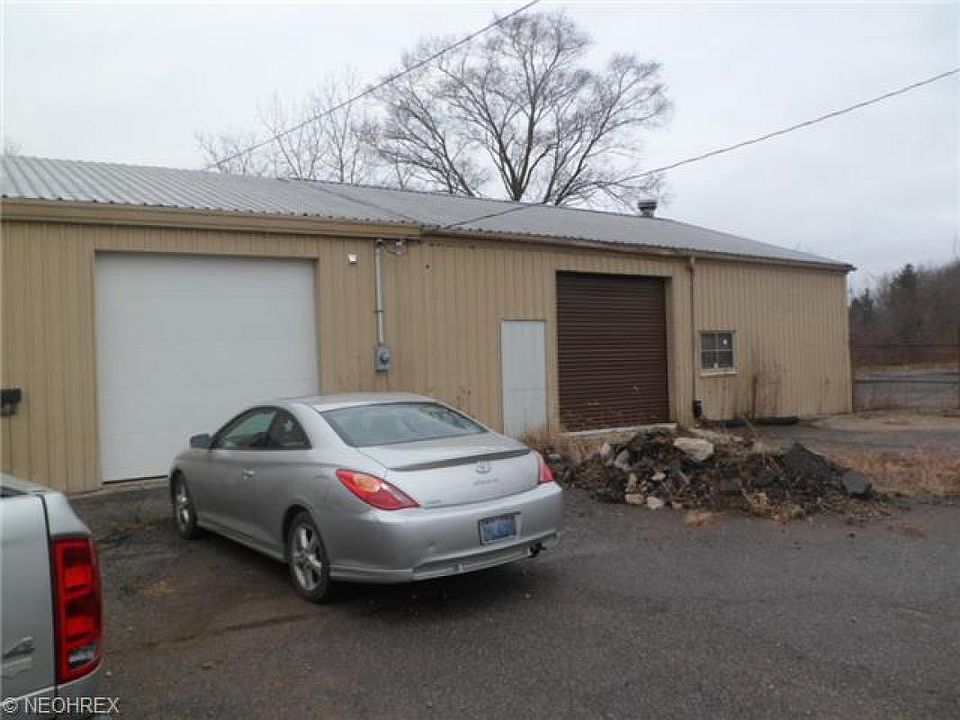 1st image of 800 Barchard St