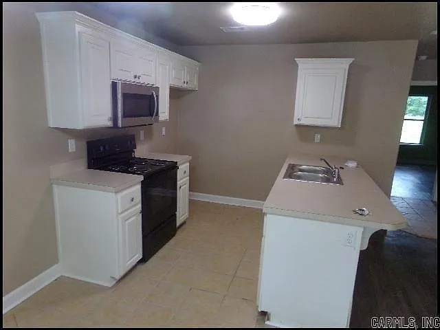 264 Glenna Ln — Photo 4