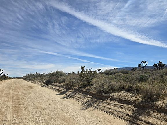 2nd image of Fort Tejon Rd