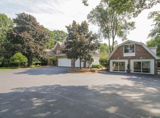 1N521 Prince Crossing Rd, West Chicago, IL 60185