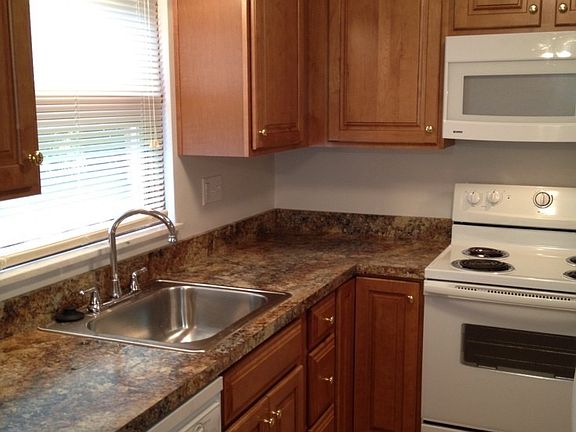 3rd image of 519 Stone Villa Ct #End