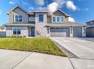 30 NE Alpine Dr, College Place, WA 99324