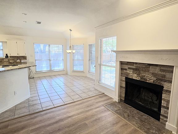 5th image of 127 Mockingbird Ln