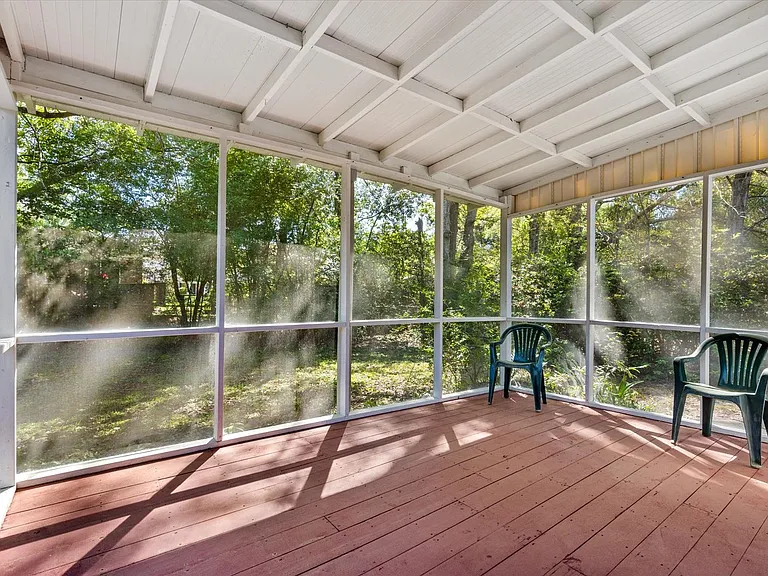 703 Magnolia Rd — Photo 17