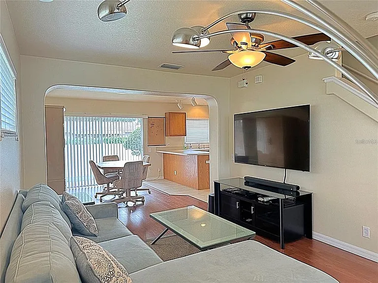 13129 Thoroughbred Loop — Photo 5
