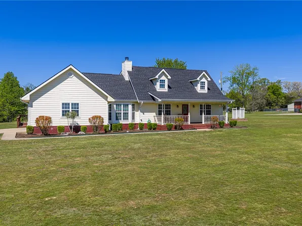 2923 Mistie Ln, Ozark, AR 72949