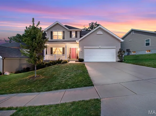 425 Dusty Brook Dr, O'Fallon, MO 63366