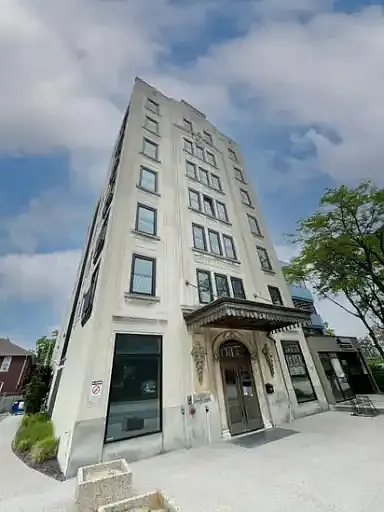 2 bed, 2.0 bath, $2,500 — Photo 2