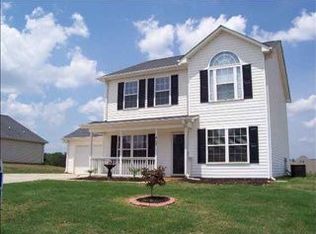 412 Kingfisher Dr, Simpsonville, SC 29680