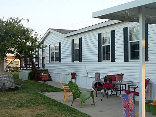 1st image of 11033 Peninsula Ln