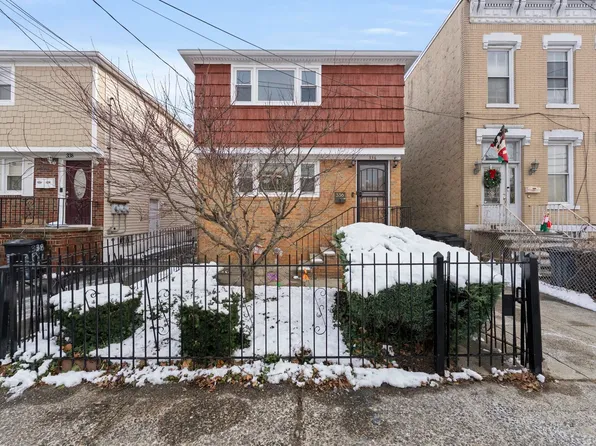 336 Princeton Avenue image 1 of 13