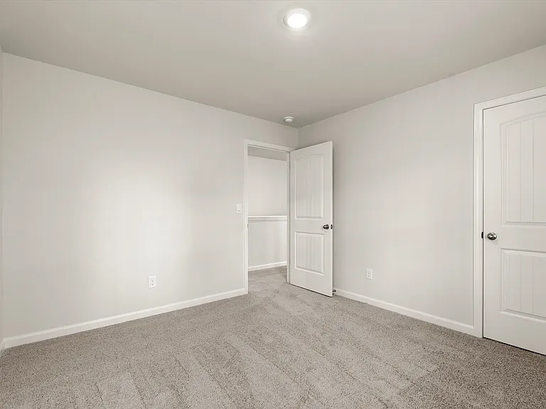 365 Belmont Dr — Photo 14
