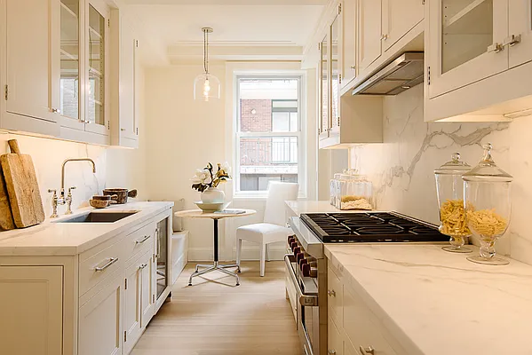 Sold by Brown Harris Stevens | media 29