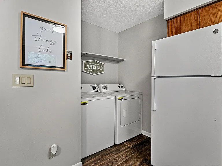 Cross Creek Cove — Photo 18