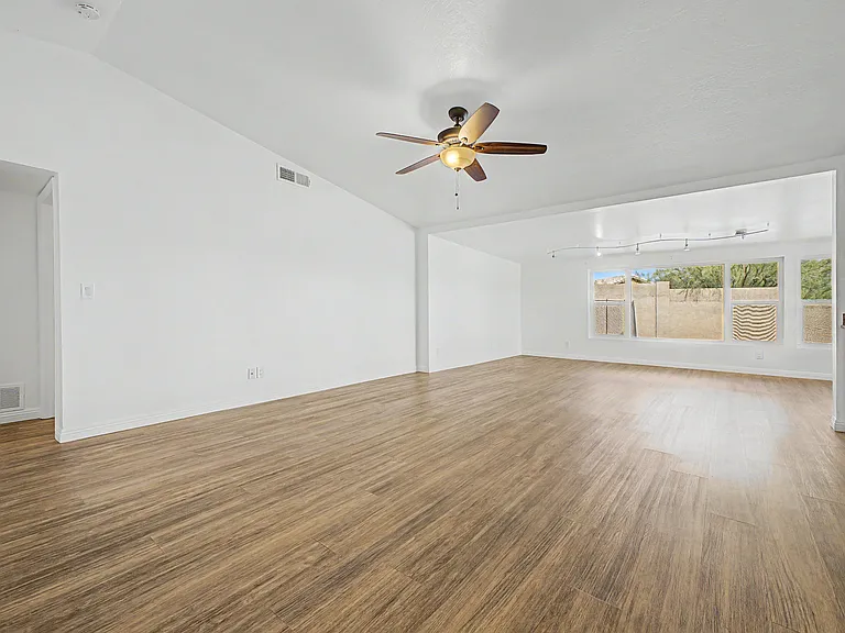17221 E Lantern Ln — Photo 16