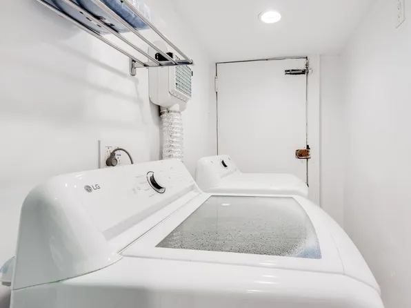 102 Pierrepont Street image 38 of 42