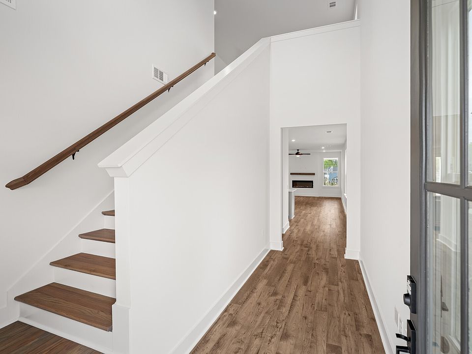 1st image of 1017 Timothy Ln