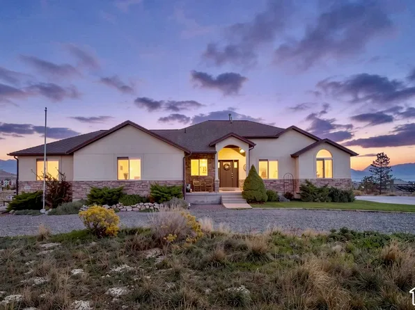9044 N Cedar Pass Rd, Eagle Mountain, UT 84005
