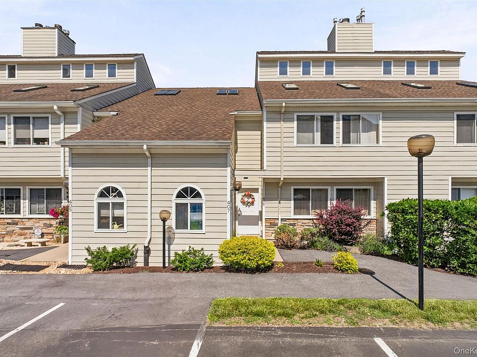 1st image of 407 Crystal Hill Lane
