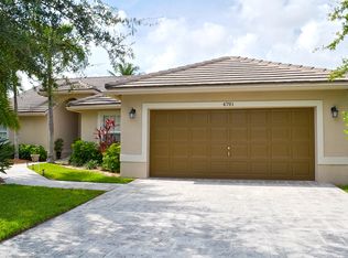 4791 NW 75th St, Pompano Beach, FL 33073