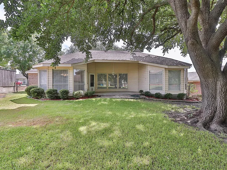 10910 Scenic Dr — Photo 42