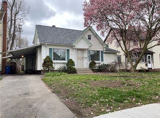35 Banker Pl, Rochester, NY 14616