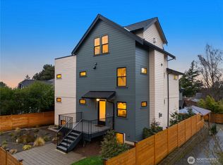 7757 11th Ave NW, Seattle, WA 98117