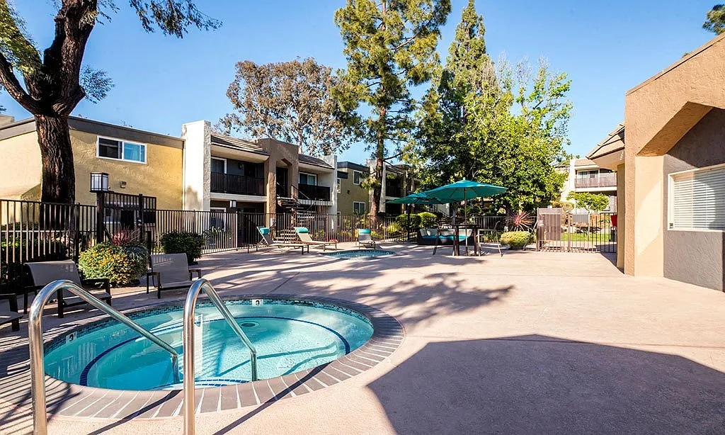Sofi Poway — Photo 2