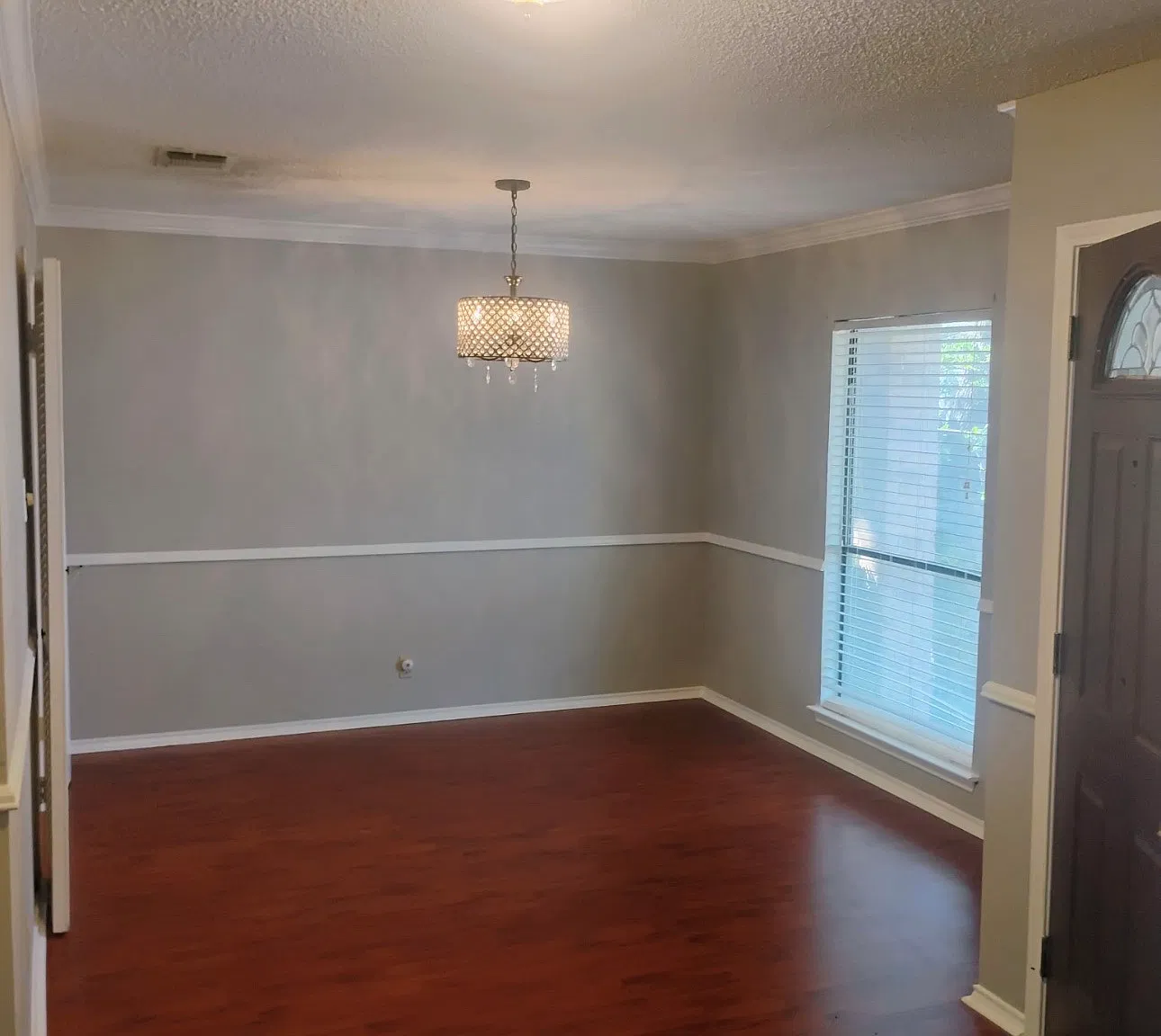 4 bed, 1715 sqft, $1,775 — Photo 2