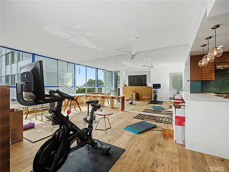 17352 W Sunset Blvd — Photo 34