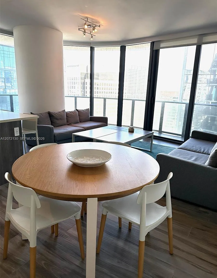 801 Sma Residences Condo — Photo 4
