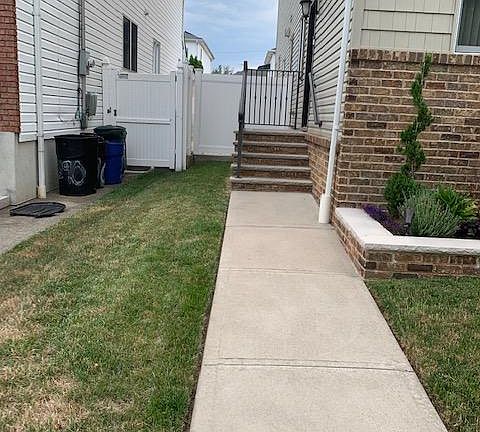 2nd image of 386 Brighton St #2