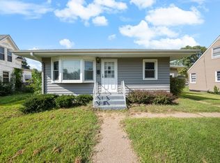 627 24th Ave, Rock Island, IL 61201
