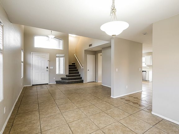 5th image of 15178 W Taylor St