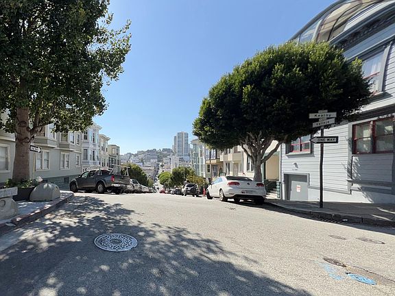 View West toward Green St