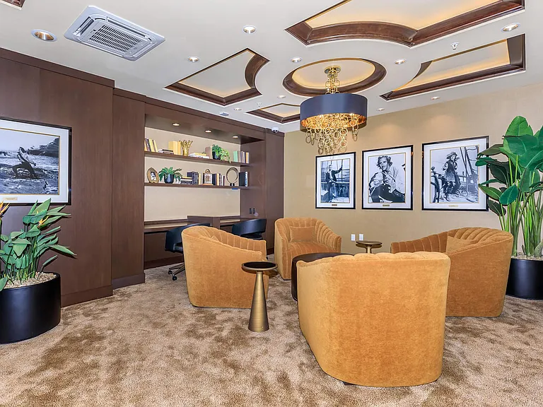 Resident Lounge