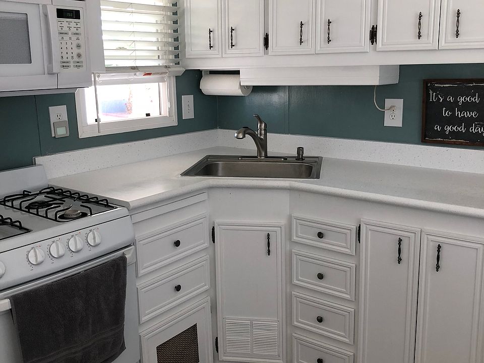 New solid counter, faucets