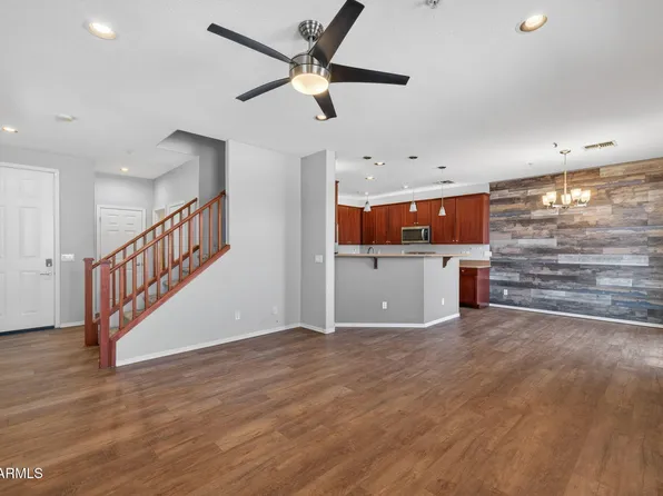 3064 E DUNBAR Drive, Phoenix, AZ 85042