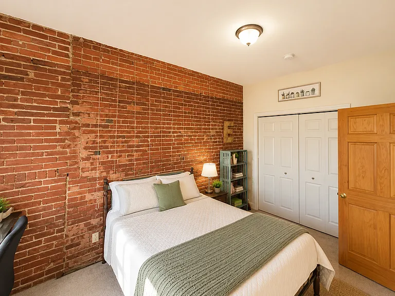 1406 Beacon St #2A — Photo 3