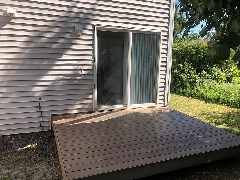 1503 NW Leland Dr #1 — Photo 13