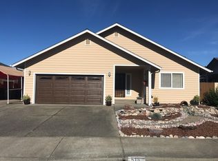516 SW Wagner Meadows Dr, Grants Pass, OR 97526