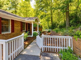 816 Greenwood Dr, Hendersonville, NC 28791