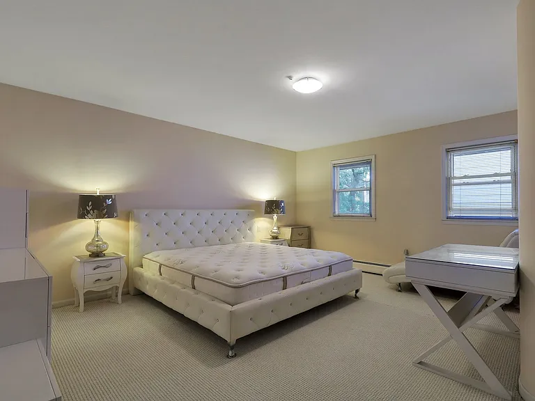 38 Ash St — Photo 15