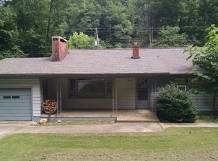 1805 Atoah Rd, Robbinsville, NC 28771