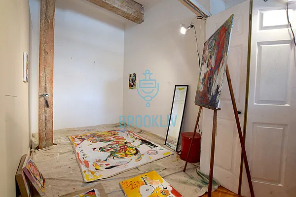 Rented by null | media 10