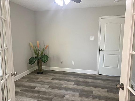 3rd image of 1905 Grand Willow Ln