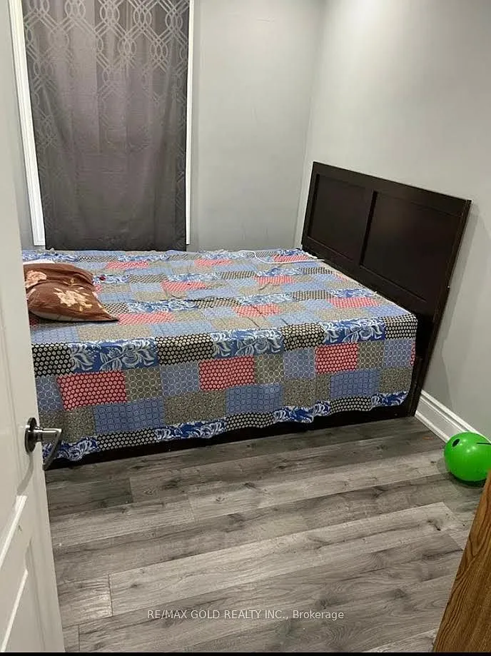 3 bed, $2,600 — Photo 4