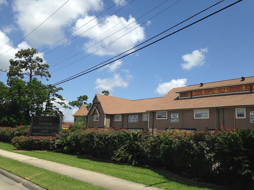 2nd image of 3000 Macarthur Dr