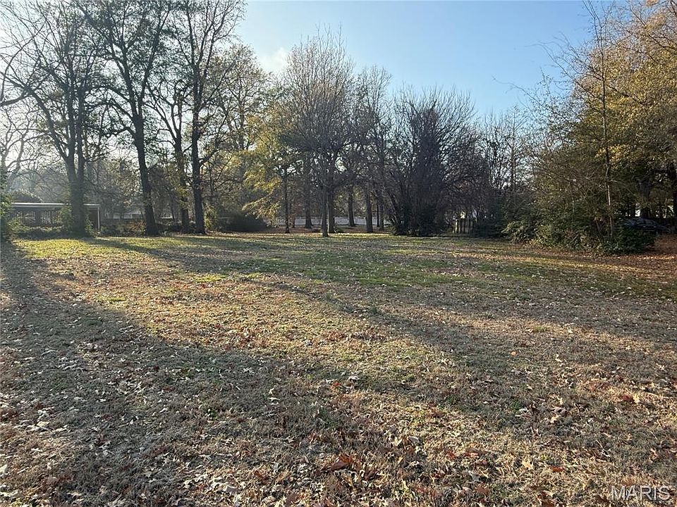 1st image of 501 College Ave